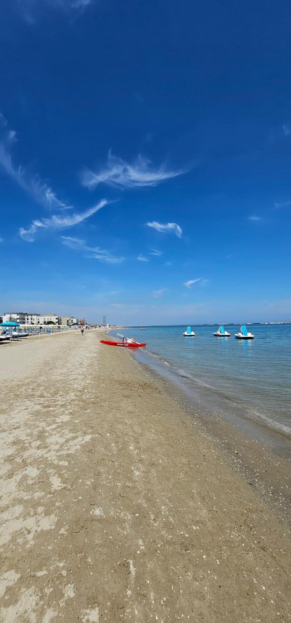 Hotel Sara*** Cesenatico Eksteriør bilde