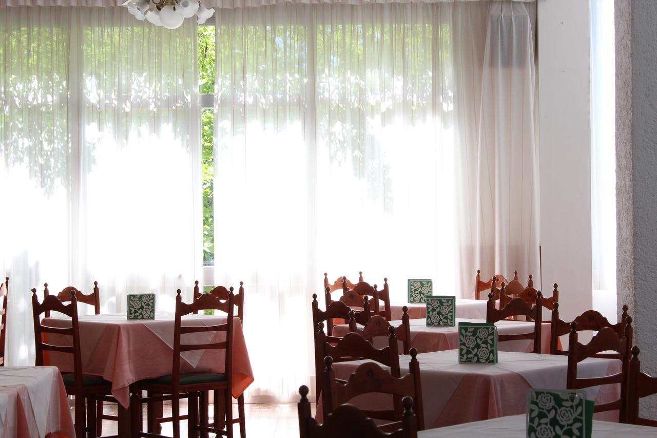 Hotel Sara*** Cesenatico Eksteriør bilde